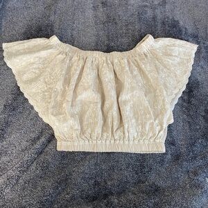 By Together Textured Cream Crop top size small